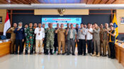Pose Usai Pembukaan Simulasi